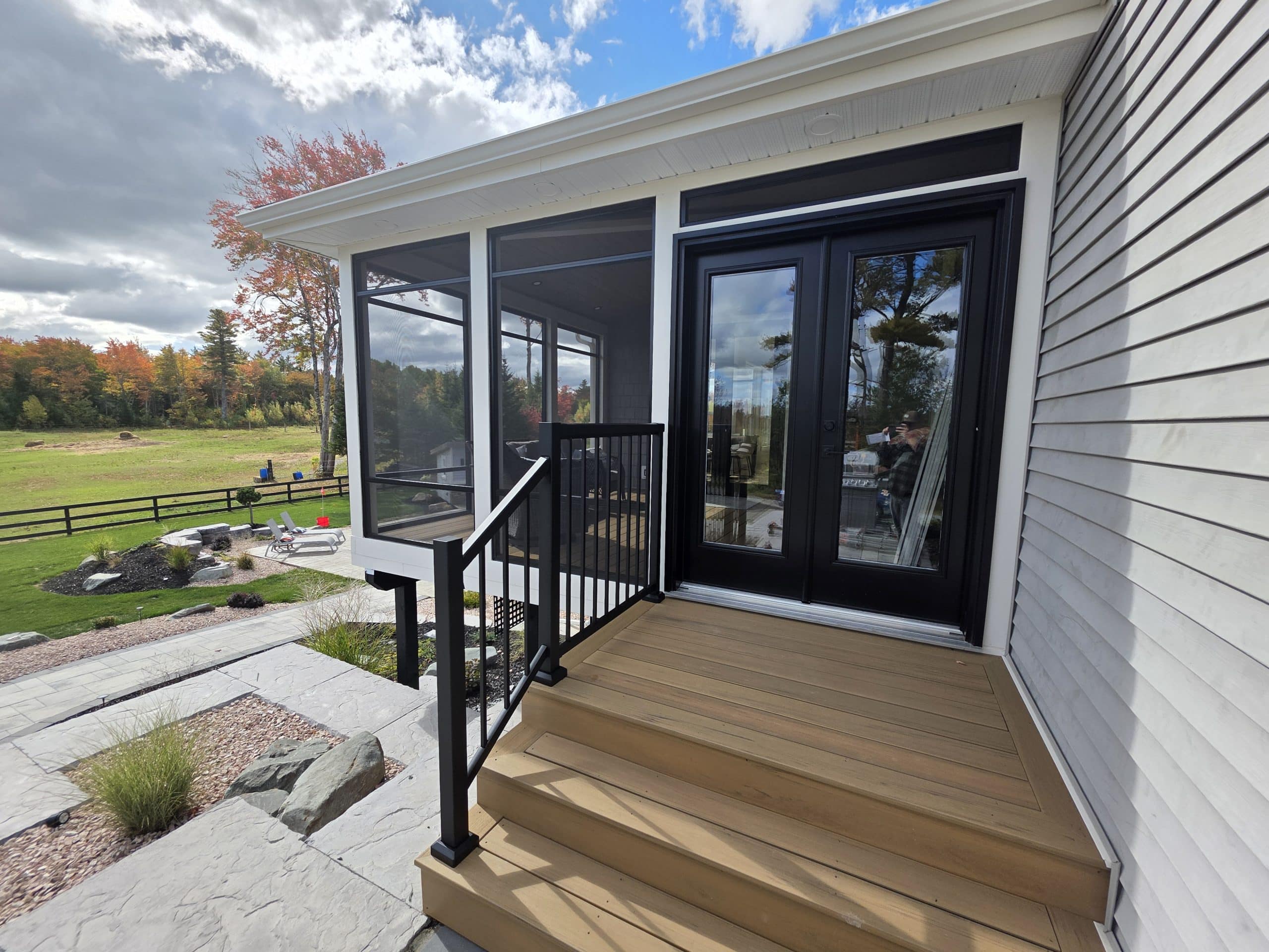 Decking Railing Composite deck 2 scaled
